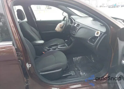 2012 Chrysler 200 Touring z USA, uszkodzony, nr VIN 1C3CCBBB4CN178133